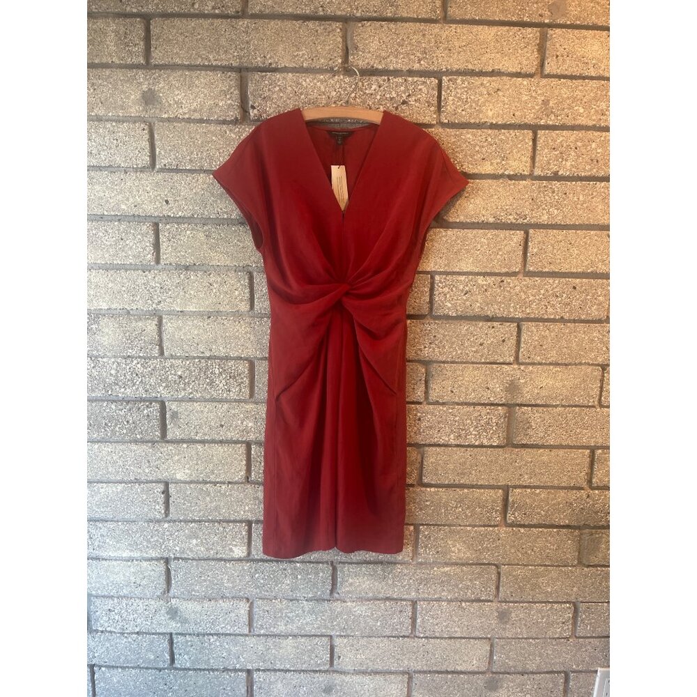 Banana Republic Red Knot-Front Petite Dress Size 6 Made Of Recycled Polyester